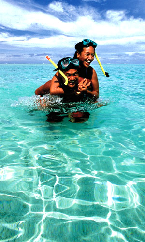 <PRE>Honeymoon Vacation - TAHITI, BORA BORA - 7 nights - incl.4*4 Safari and Lagoon Tour by boat in Bora Bora</PRE>